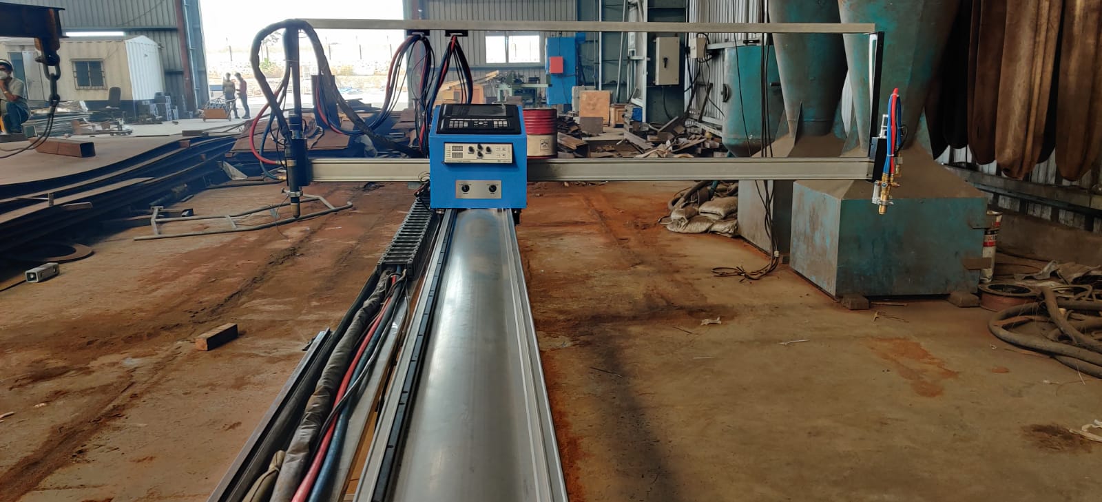 CNC Plasma Plate & Pipe Cutting Machine